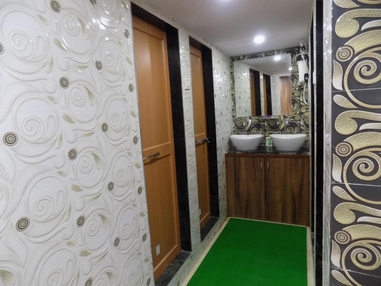 Metro Inn Dormitory Mumbai Bagian luar foto